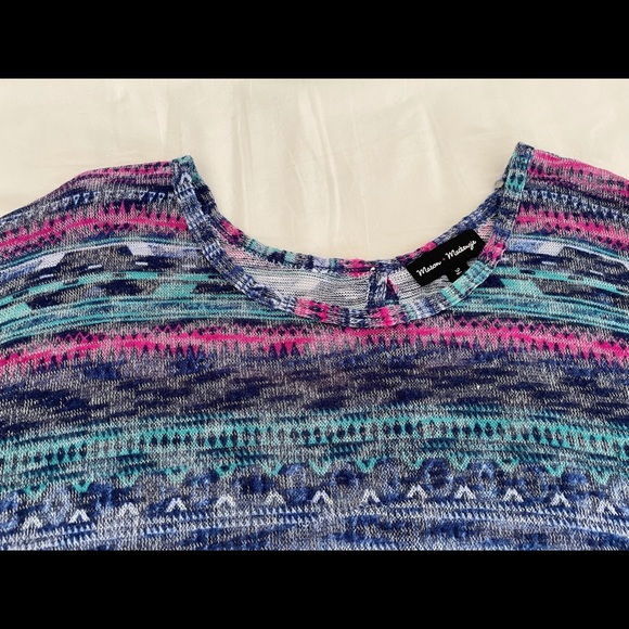Mason + Mackenzie multicolored cropped hi-low buttons-on-the-back sweater size L - Picture 8 of 12